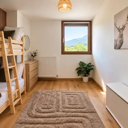 Cinema 2ch 35min Geneve Apartment